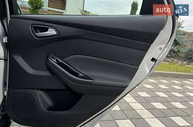 Хэтчбек Ford Focus 2014 в 