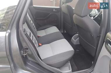 Универсал Ford Focus 2011 в 