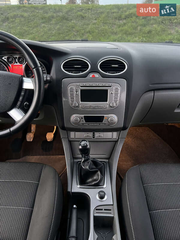 Хэтчбек Ford Focus 2009 в Стрые