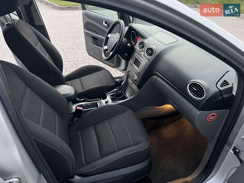 Хэтчбек Ford Focus 2009 в Стрые