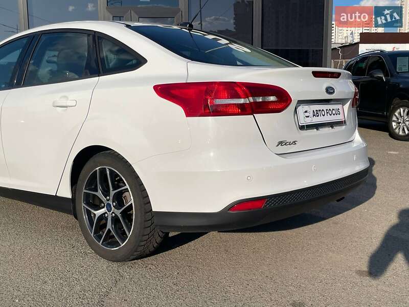 Седан Ford Focus 2017 в Києві