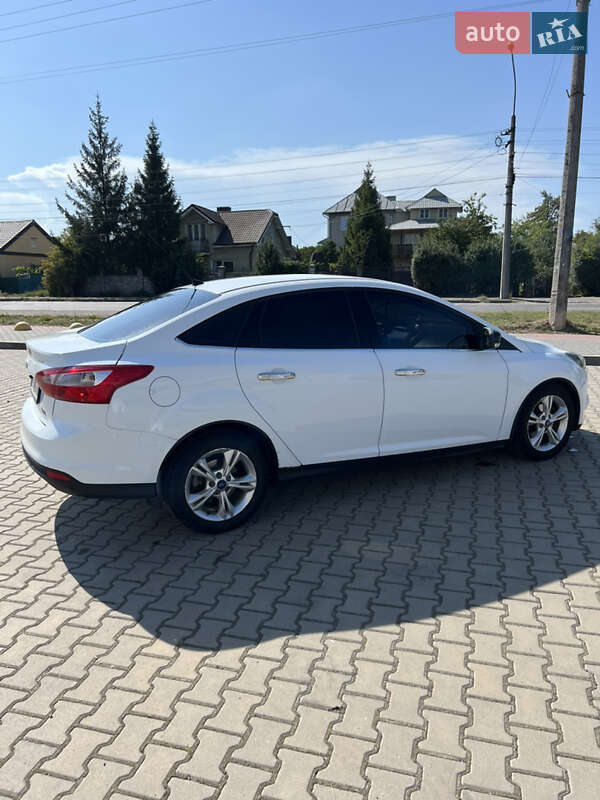 Седан Ford Focus 2013 в Ивано-Франковске