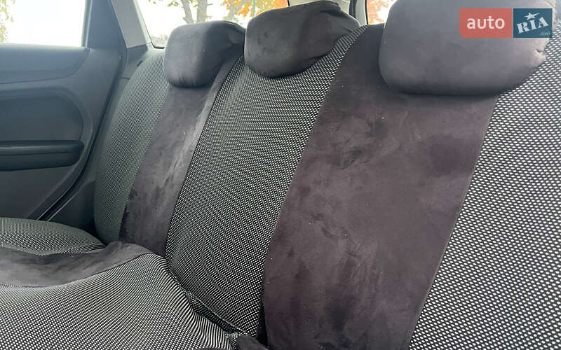 Седан Ford Focus 2006 в Коломиї