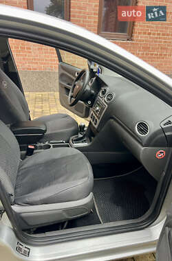 Хетчбек Ford Focus 2005 в 