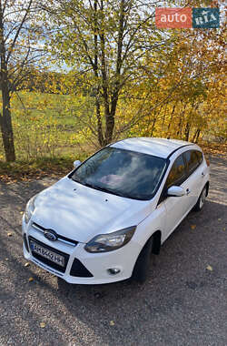 Хетчбек Ford Focus 2013 в 