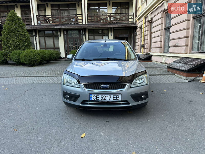 Хетчбек Ford Focus 2005 в Чернівцях фото 4 Хетчбек Ford Focus 2005 в Чернівцях