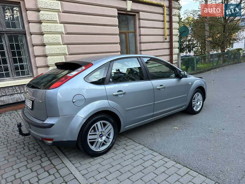 Хетчбек Ford Focus 2005 в Чернівцях фото 9 Хетчбек Ford Focus 2005 в Чернівцях