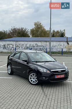 Хэтчбек Ford Focus 2009 в Нововолынске