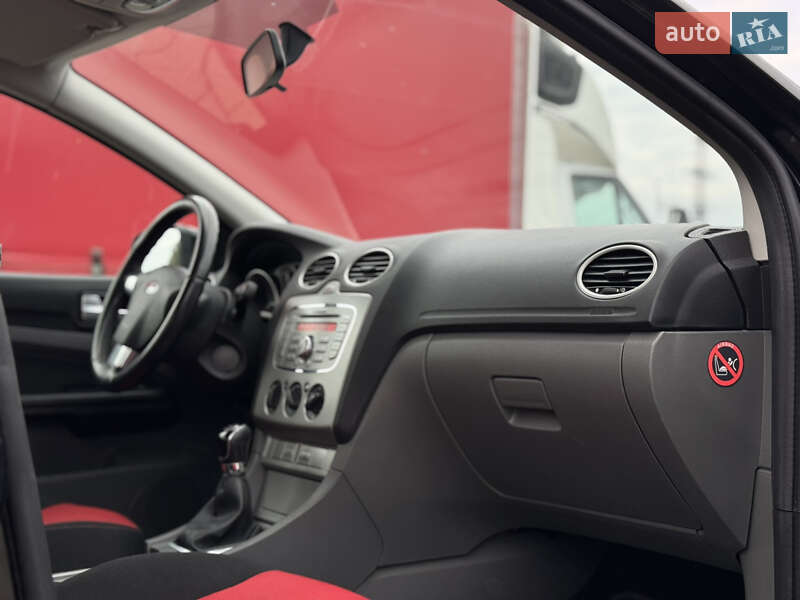 Хэтчбек Ford Focus 2009 в Нововолынске фото 9 Хэтчбек Ford Focus 2009 в Нововолынске