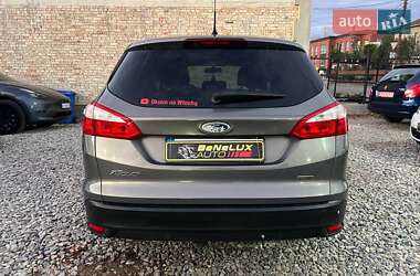Універсал Ford Focus 2011 в 