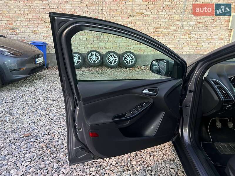 Універсал Ford Focus 2011 в Коломиї