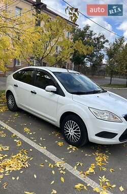 Хетчбек Ford Focus 2010 в  фото 3 Хетчбек Ford Focus 2010 в