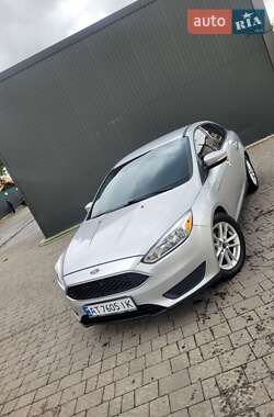Седан Ford Focus 2015 в 