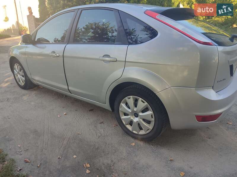 Хетчбек Ford Focus 2011 в Тернополі