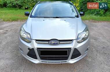 Седан Ford Focus 2012 в 