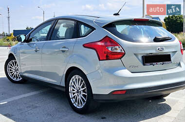 Хетчбек Ford Focus 2014 в  фото 3 Хетчбек Ford Focus 2014 в