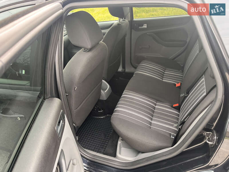 Універсал Ford Focus 2008 в Звягелі