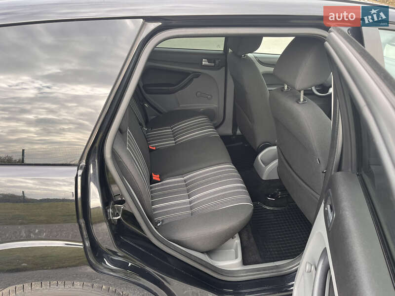 Універсал Ford Focus 2008 в Звягелі