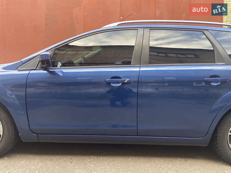 Універсал Ford Focus 2008 в Києві фото 7 Універсал Ford Focus 2008 в Києві