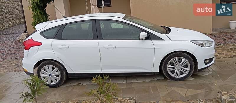 Хетчбек Ford Focus 2015 в Тернополі