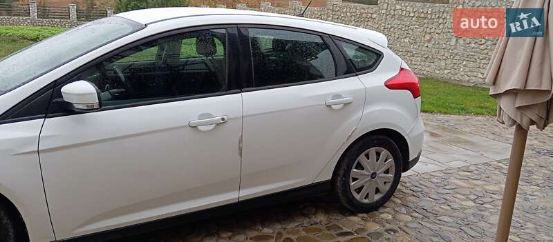 Хетчбек Ford Focus 2015 в Тернополі