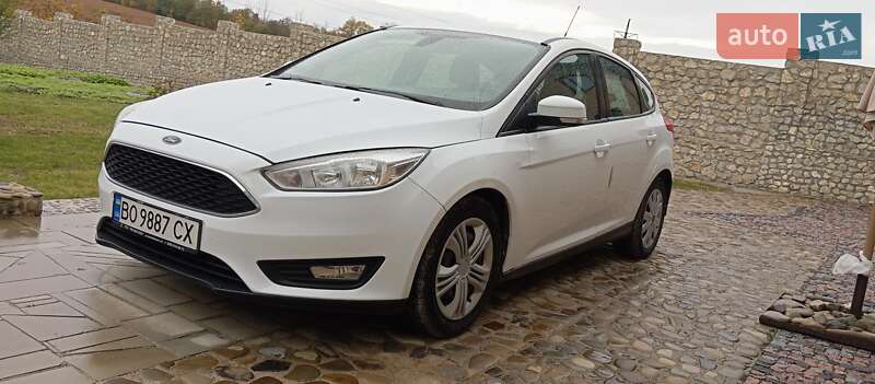 Хетчбек Ford Focus 2015 в Тернополі