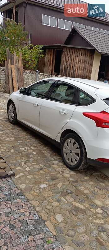 Хетчбек Ford Focus 2015 в Тернополі