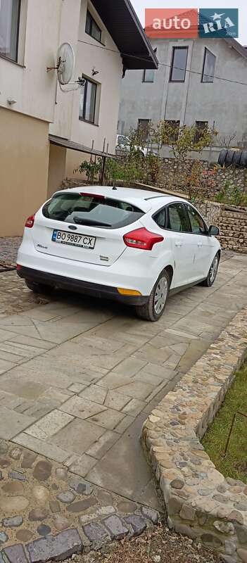 Хетчбек Ford Focus 2015 в Тернополі