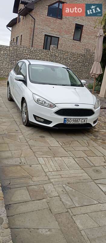 Хетчбек Ford Focus 2015 в Тернополі