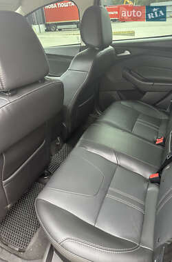 Седан Ford Focus 2014 в 