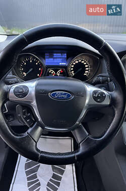 Універсал Ford Focus 2013 в  фото 28 Універсал Ford Focus 2013 в