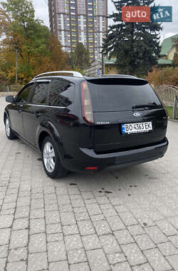 Универсал Ford Focus 2010 в 