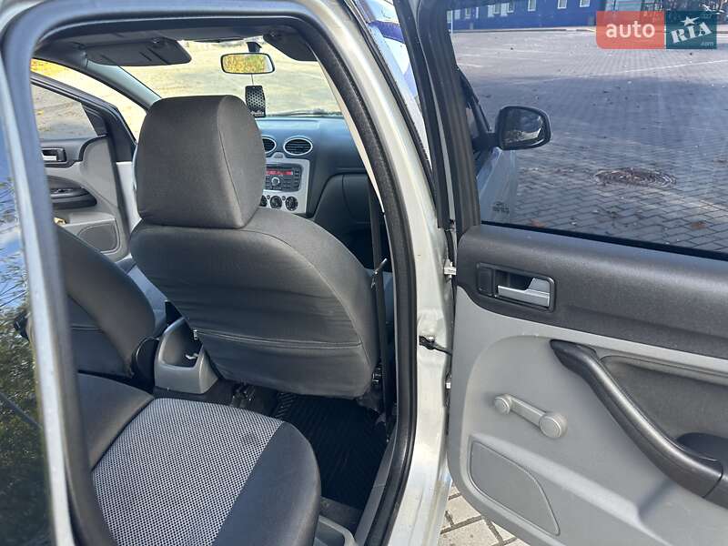 Універсал Ford Focus 2010 в Коломиї фото 16 Універсал Ford Focus 2010 в Коломиї