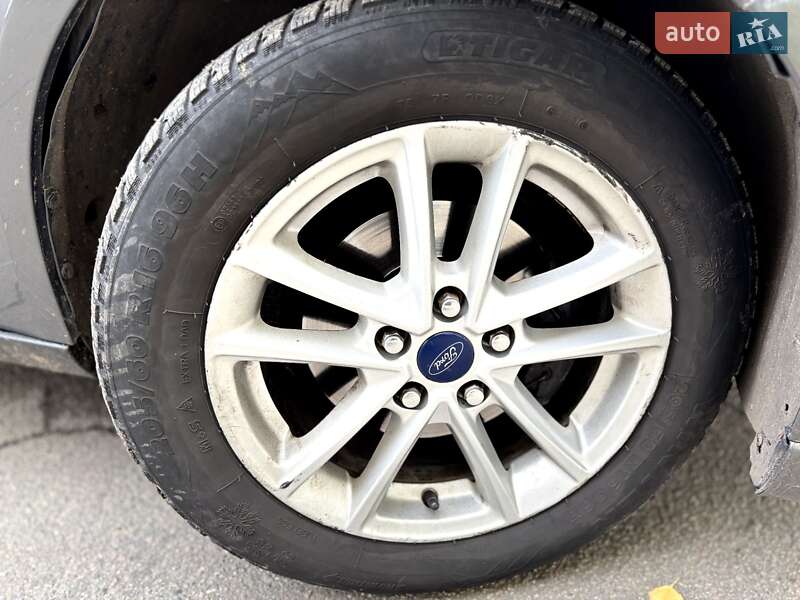 Хэтчбек Ford Focus 2016 в Умани фото 11 Хэтчбек Ford Focus 2016 в Умани
