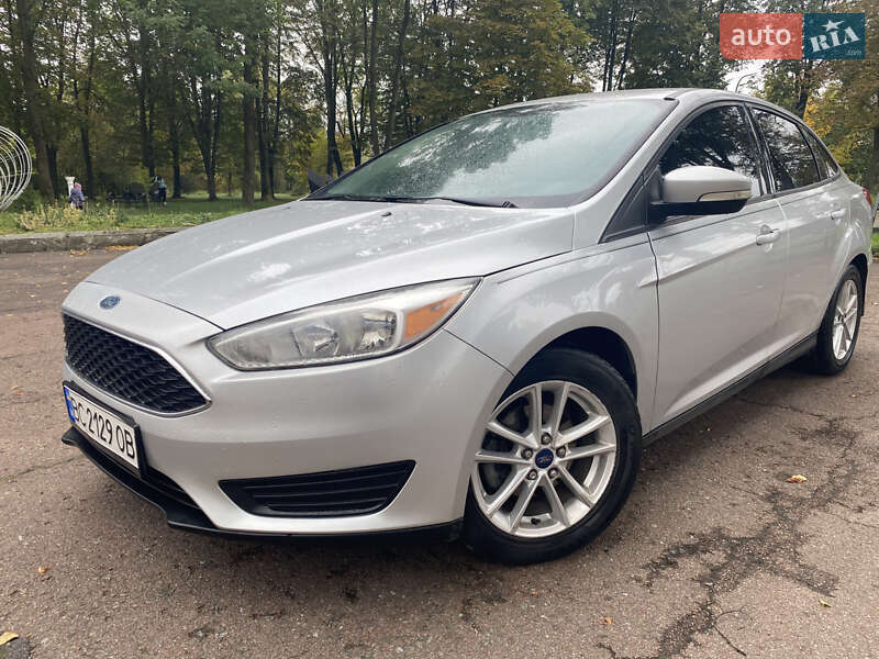 Седан Ford Focus 2015 в Калуші