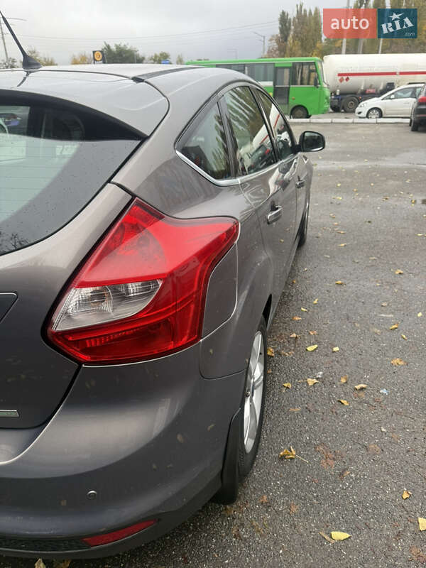 Хетчбек Ford Focus 2013 в Києві фото 7 Хетчбек Ford Focus 2013 в Києві