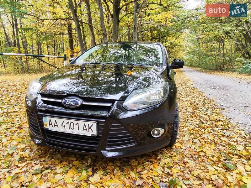 Седан Ford Focus 2011 в Киеве