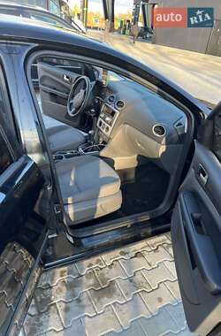 Універсал Ford Focus 2006 в  фото 10 Універсал Ford Focus 2006 в