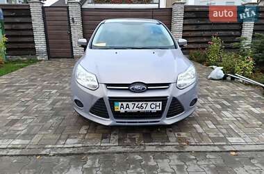 Хетчбек Ford Focus 2013 в 
