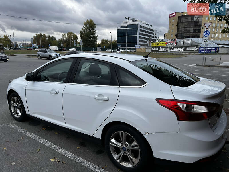 Седан Ford Focus 2012 в Киеве