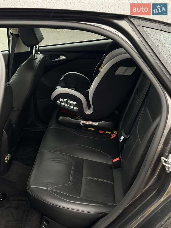 Седан Ford Focus 2015 в Сумах фото 10 Седан Ford Focus 2015 в Сумах