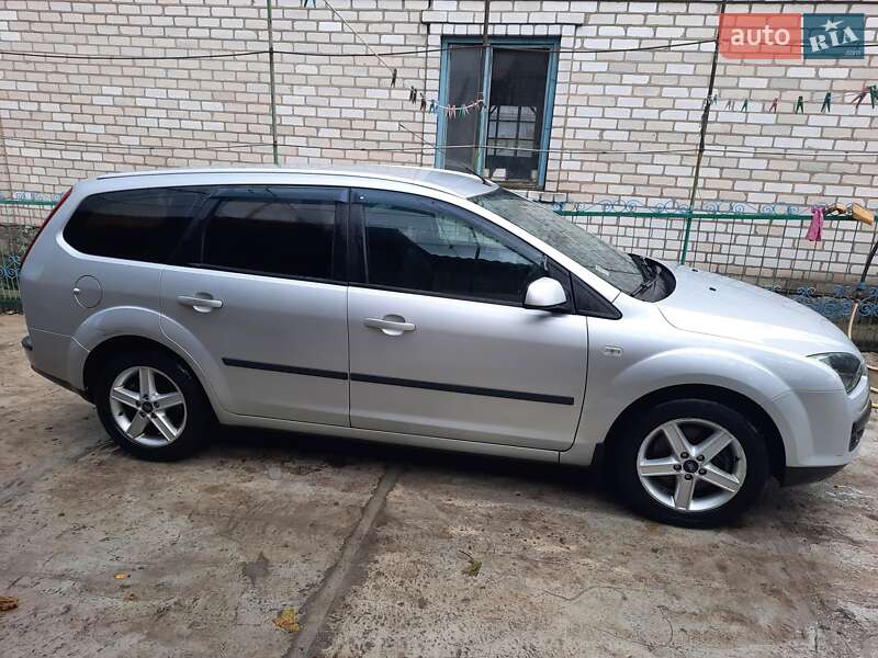 Універсал Ford Focus 2006 в Южноукраїнську