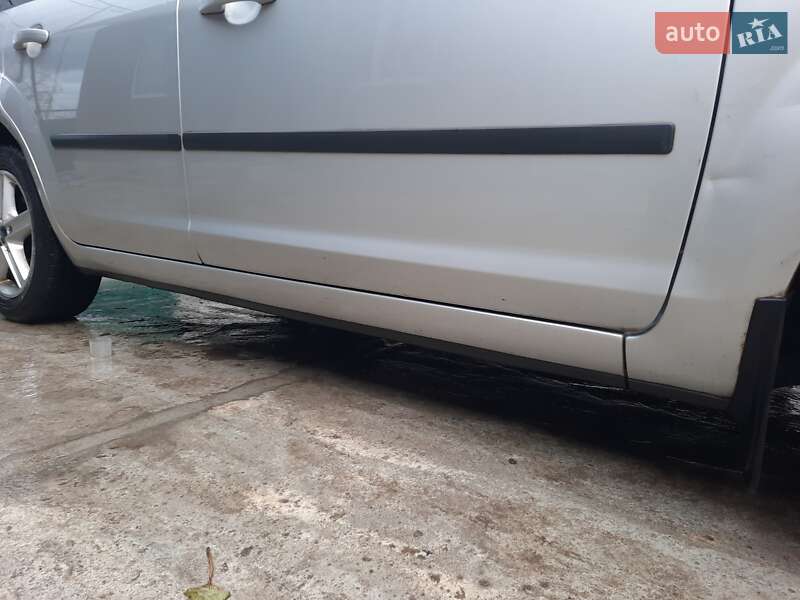 Універсал Ford Focus 2006 в Южноукраїнську