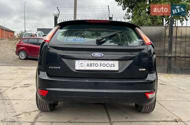 Хетчбек Ford Focus 2010 в 