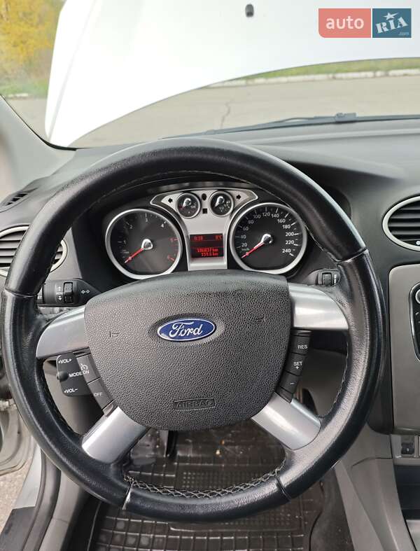 Універсал Ford Focus 2010 в Чернігові фото 14 Універсал Ford Focus 2010 в Чернігові