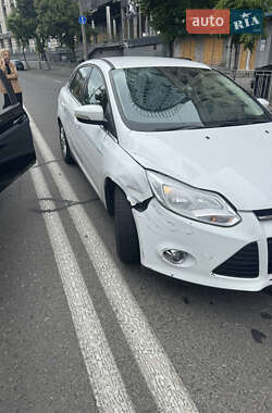 Седан Ford Focus 2012 в 