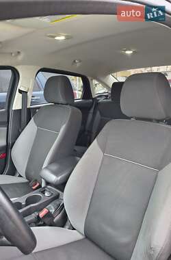 Седан Ford Focus 2013 в 