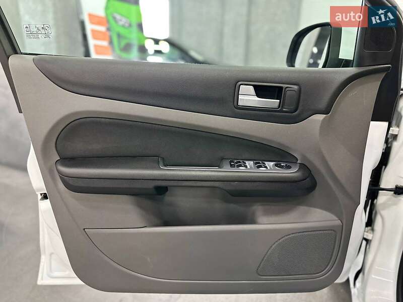 Универсал Ford Focus 2009 в Каменском фото 13 Универсал Ford Focus 2009 в Каменском