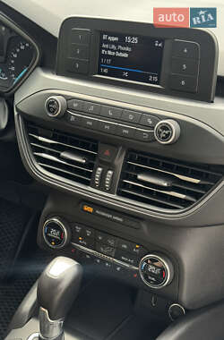Хетчбек Ford Focus 2019 в  фото 15 Хетчбек Ford Focus 2019 в