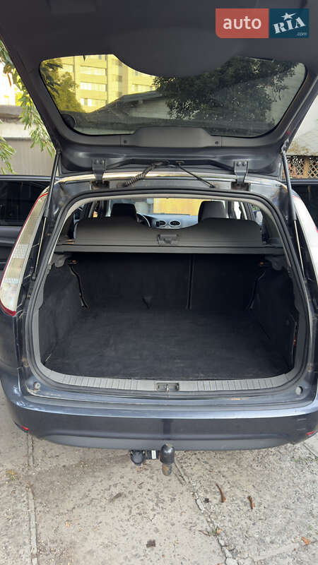 Универсал Ford Focus 2010 в Львове